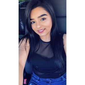 Meet your Posher, Reyna